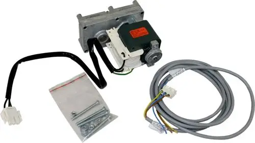 Motor mit einem Gehäuse, Kabeln und Zubehör, geeignet für Anwendungen von Wolf, z.B. in Heizsystemen. Anbauteile liegen in einem kleinen Beutel bei.